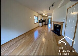 1349 N Wolcott Ave, Unit 1 in Chicago, IL - Building Photo - Building Photo