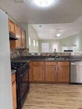 103 Topaz Dr in Dallas, GA - Building Photo - Building Photo