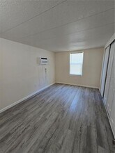 110 Forest Ave in Davenport, FL - Building Photo - Building Photo