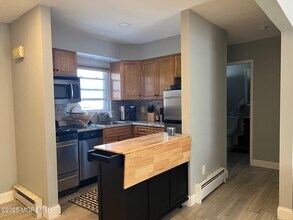 321 Shore Dr in Highlands, NJ - Building Photo - Building Photo