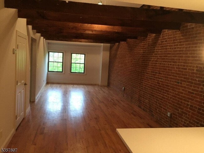 property at 11 Union Pl