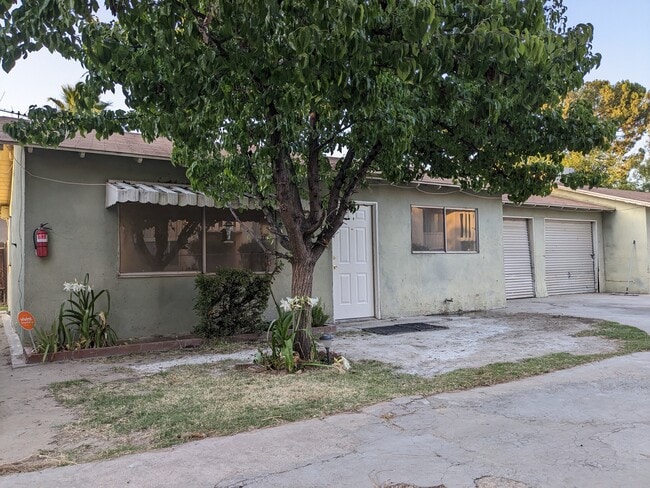 418 Real Rd, Unit 418