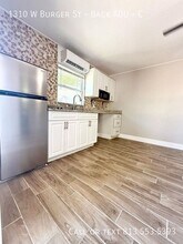 1310 W Burger St in Tampa, FL - Building Photo - Building Photo
