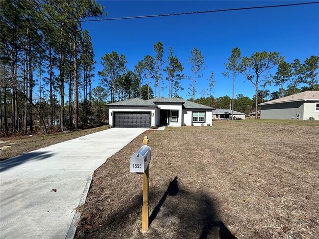 property at 1555 W Gainsboro Ln