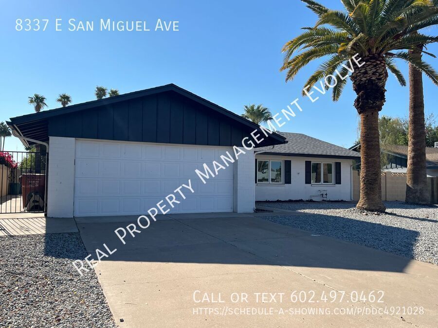 8337 E San Miguel Ave in Scottsdale, AZ - Building Photo