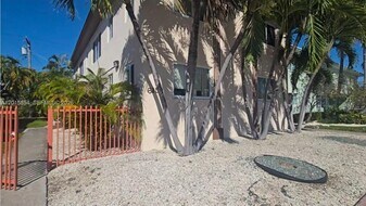 615 82nd St in Miami Beach, FL - Building Photo