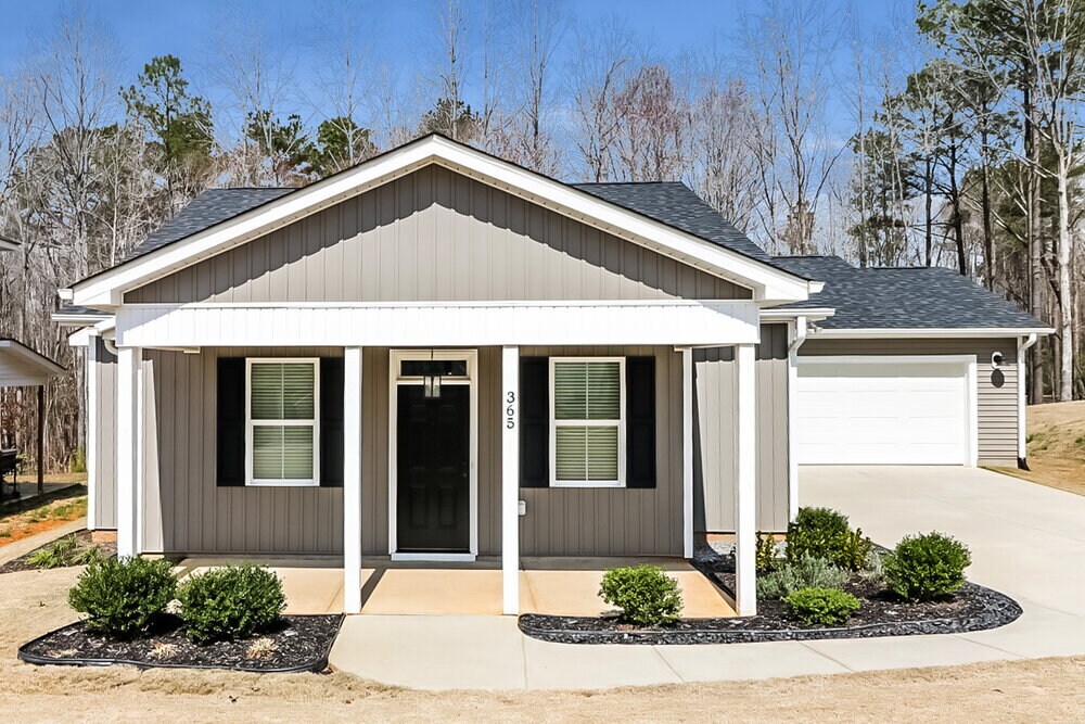 365 Ashley Woods Ct in Clayton, NC - Building Photo