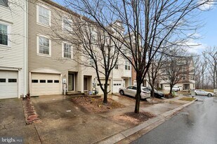 206 Toddson Ln in Owings Mills, MD - Building Photo