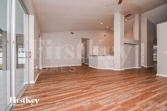 4527 Gentrice Dr in Valrico, FL - Building Photo - Building Photo