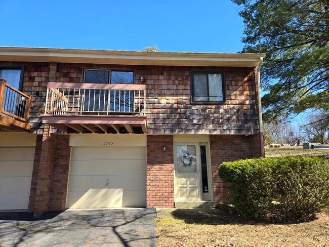 property at 2785 Bingham Dr