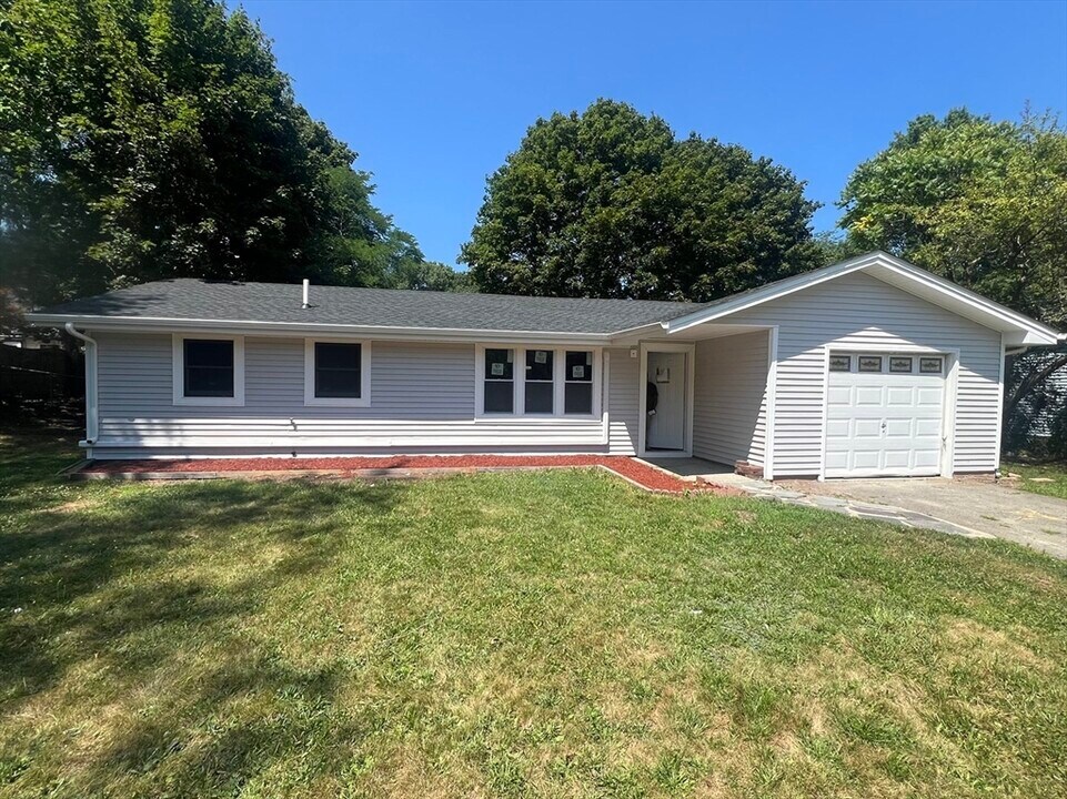 20 Ida Ave in Brockton, MA - Building Photo