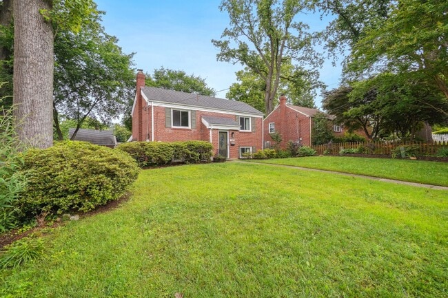 1609 Ballard St in Silver Spring, MD - Building Photo - Building Photo