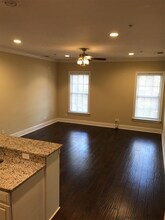 425 E Mc Donough St in Savannah, GA - Building Photo - Building Photo