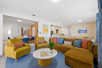 12299 91st Ave N in Seminole, FL - Building Photo - Building Photo