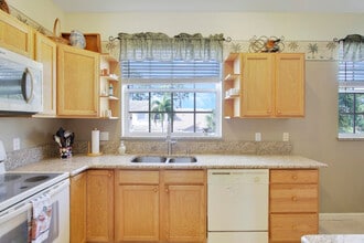 9207 Wentworth Ln in Port St. Lucie, FL - Building Photo - Building Photo