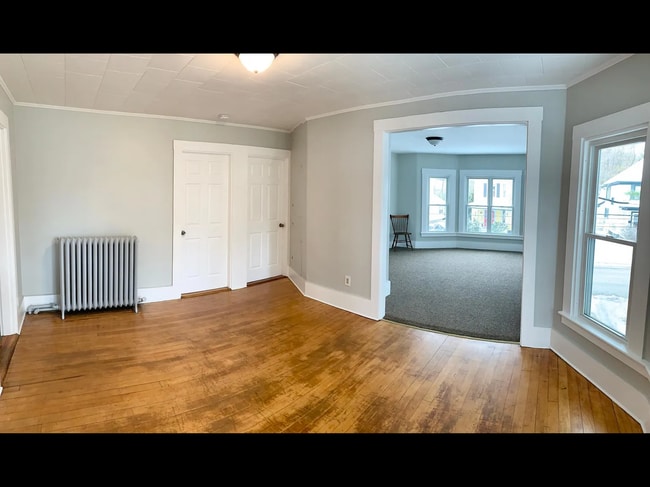 53 Wiley St, Unit 2 in Bangor, ME - Building Photo - Building Photo