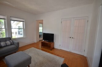 11 Hobson St in Boston, MA - Building Photo - Building Photo