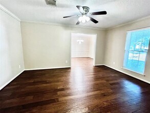 13935 St Marys Ln in Houston, TX - Building Photo - Building Photo