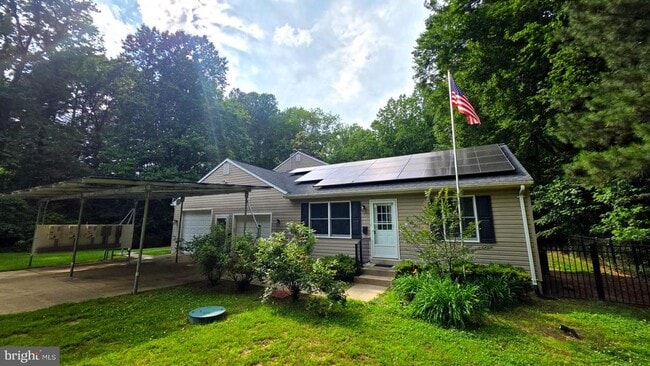 property at 2725 Vivians Way