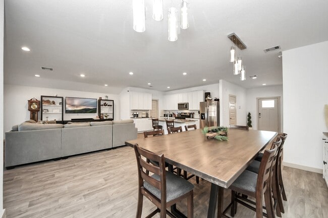 1734 Windway Ct in Rosenberg, TX - Building Photo - Building Photo