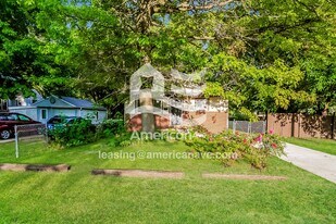 1957 S Christine St in Westland, MI - Building Photo