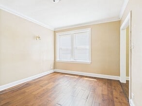 4338 W Kamerling Ave, Unit 2N in Chicago, IL - Building Photo - Building Photo