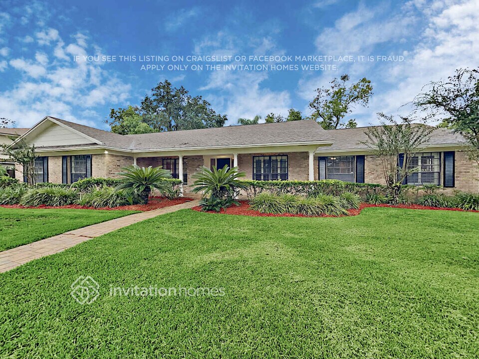 622 S Sweetwater Blvd in Longwood, FL - Building Photo