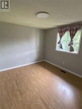 1593 Parish Ln in Oakville, ON - Building Photo - Building Photo