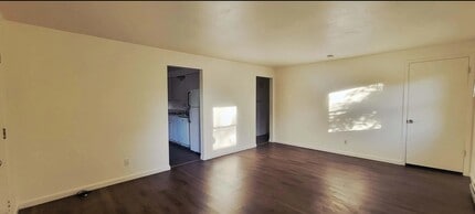 451 N Saint Bernard Dr, Unit 451 in De Pere, WI - Foto de edificio - Building Photo