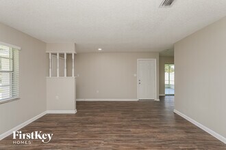 3382 Heather Glynn Dr in Mulberry, FL - Building Photo - Building Photo