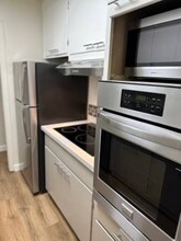 1405 Oak Grove Ave in Burlingame, CA - Building Photo - Building Photo