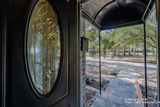 2052 Lakeside Dr in Seabrook, TX - Foto de edificio - Building Photo