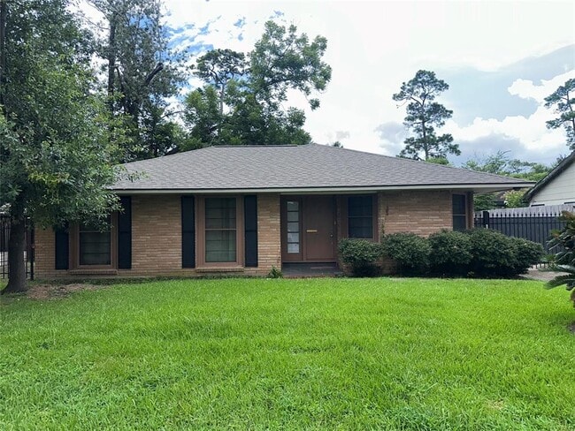 property at 3332 Prospect St