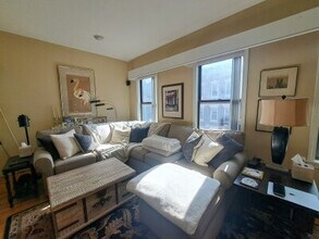 195 Endicott St, Unit 3 in Boston, MA - Building Photo - Building Photo