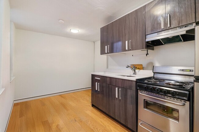 property at 5 N Margin St
