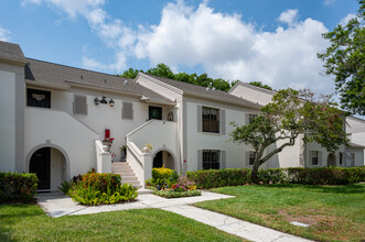 Bordeaux Village I in Clearwater, FL - Building Photo - Building Photo