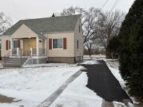 3226 181st St in Lansing, IL - Building Photo - Building Photo