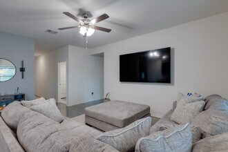 1009 Branding Iron Ln, Unit Apt B in Princeton, TX - Building Photo - Building Photo