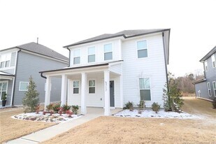 5717 Agrinio Wy in Raleigh, NC - Building Photo