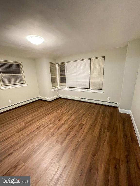 539 Glenview St in Philadelphia, PA - Building Photo - Building Photo