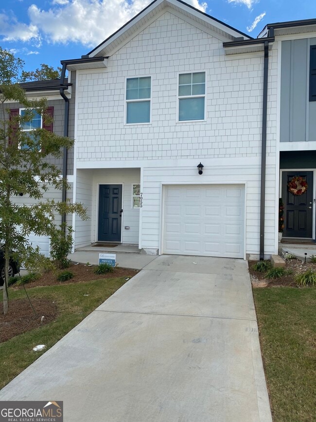 property at 7055 Mimosa Blf