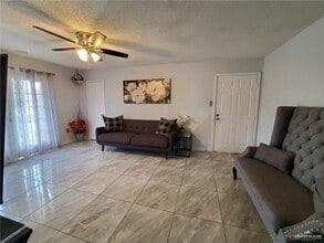712 Toronto Ave in McAllen, TX - Building Photo - Building Photo