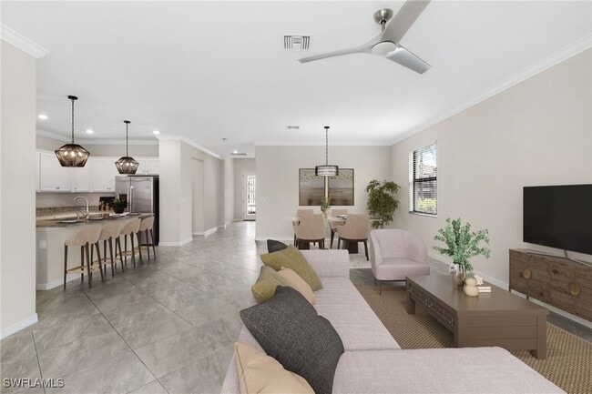 19752 The Pl Blvd in Estero, FL - Building Photo - Building Photo