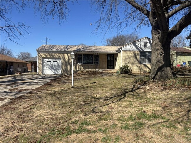 1325 Circle Dr in Sapulpa, OK - Building Photo - Building Photo