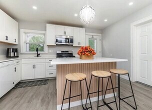 29 Dolphin Ave in Winthrop, MA - Building Photo - Building Photo