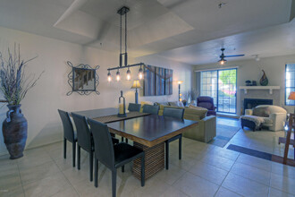 8300 East Vía de Ventura in Scottsdale, AZ - Building Photo - Building Photo