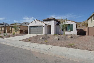7148 W Oberlin Wy in Peoria, AZ - Building Photo - Building Photo