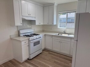 605 Bishop St in King City, CA - Building Photo - Building Photo