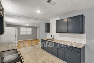 3819 Penton St in Jacksonville, FL - Building Photo - Building Photo