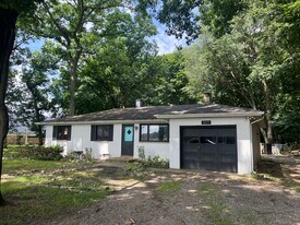 52153 Clover Trail in Granger, IN - Building Photo